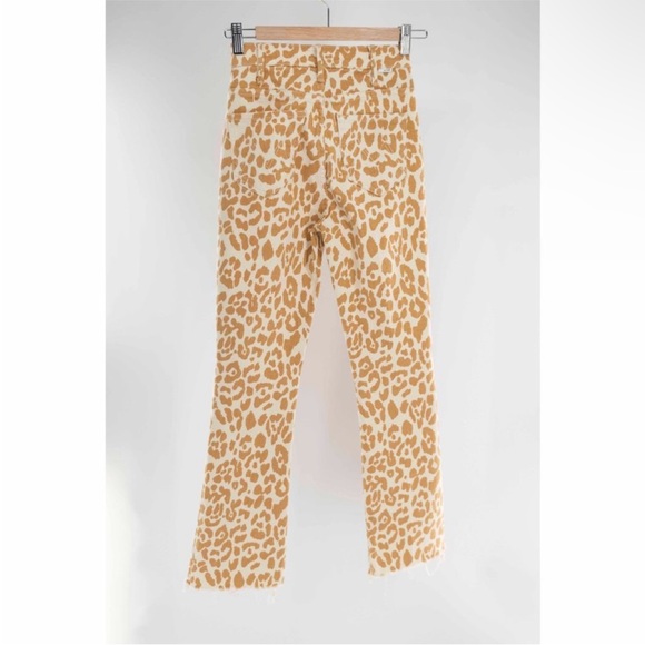 MOTHER The Hustler Ankle Fray Printed Jeans - Picture 9 of 16